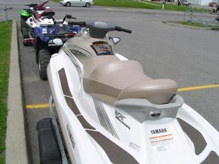 Sieges conducteur et passager Motomarine YAMAHA VX110 CRUISER 2008